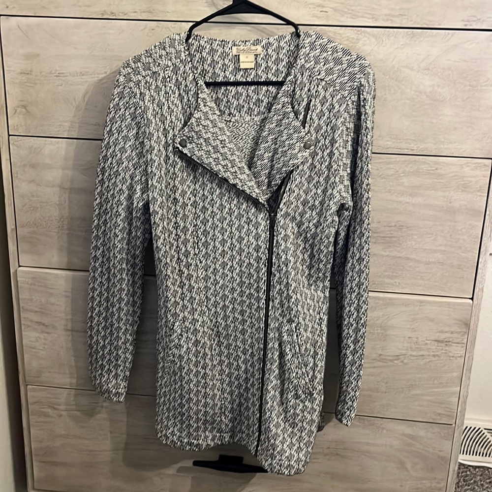 Fitted cardigan